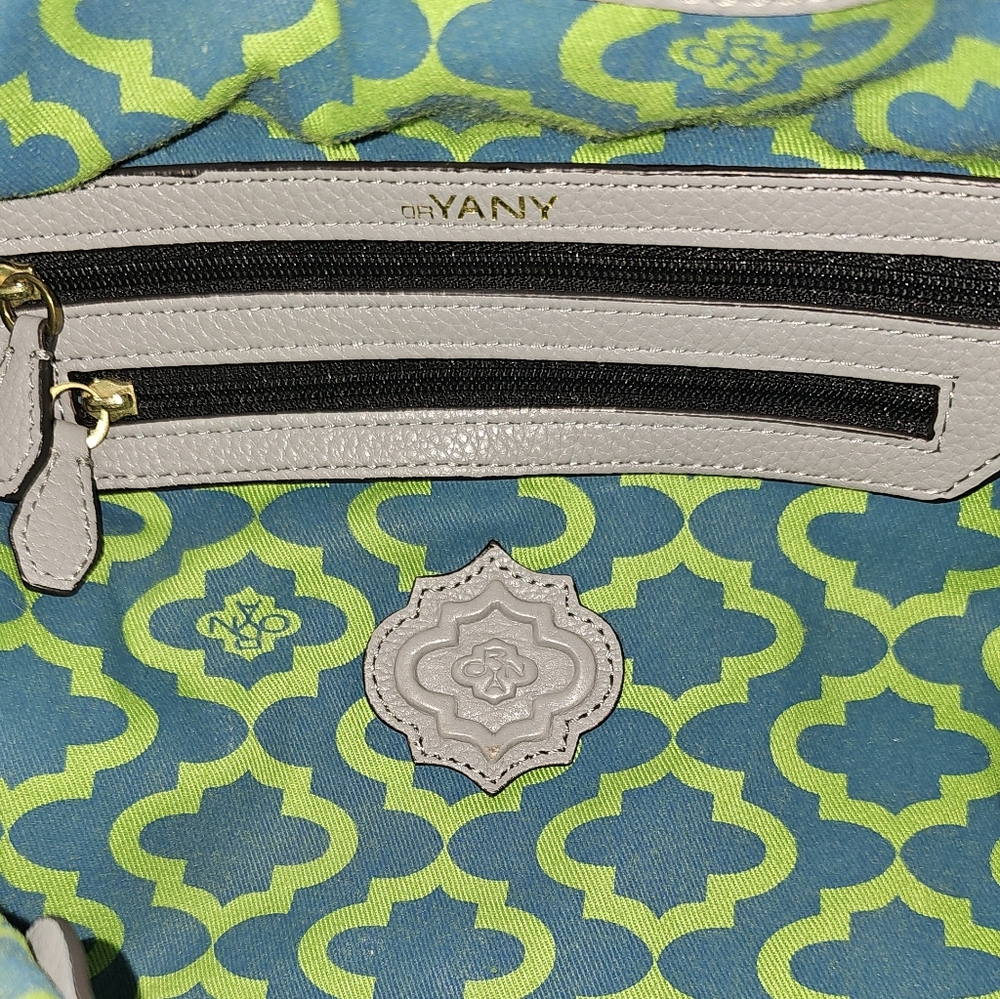 Oryany Gray Pebbled Leather Bucket Satchel Crossbody | Whipstitch Detail | EUC - Picture 9 of 12